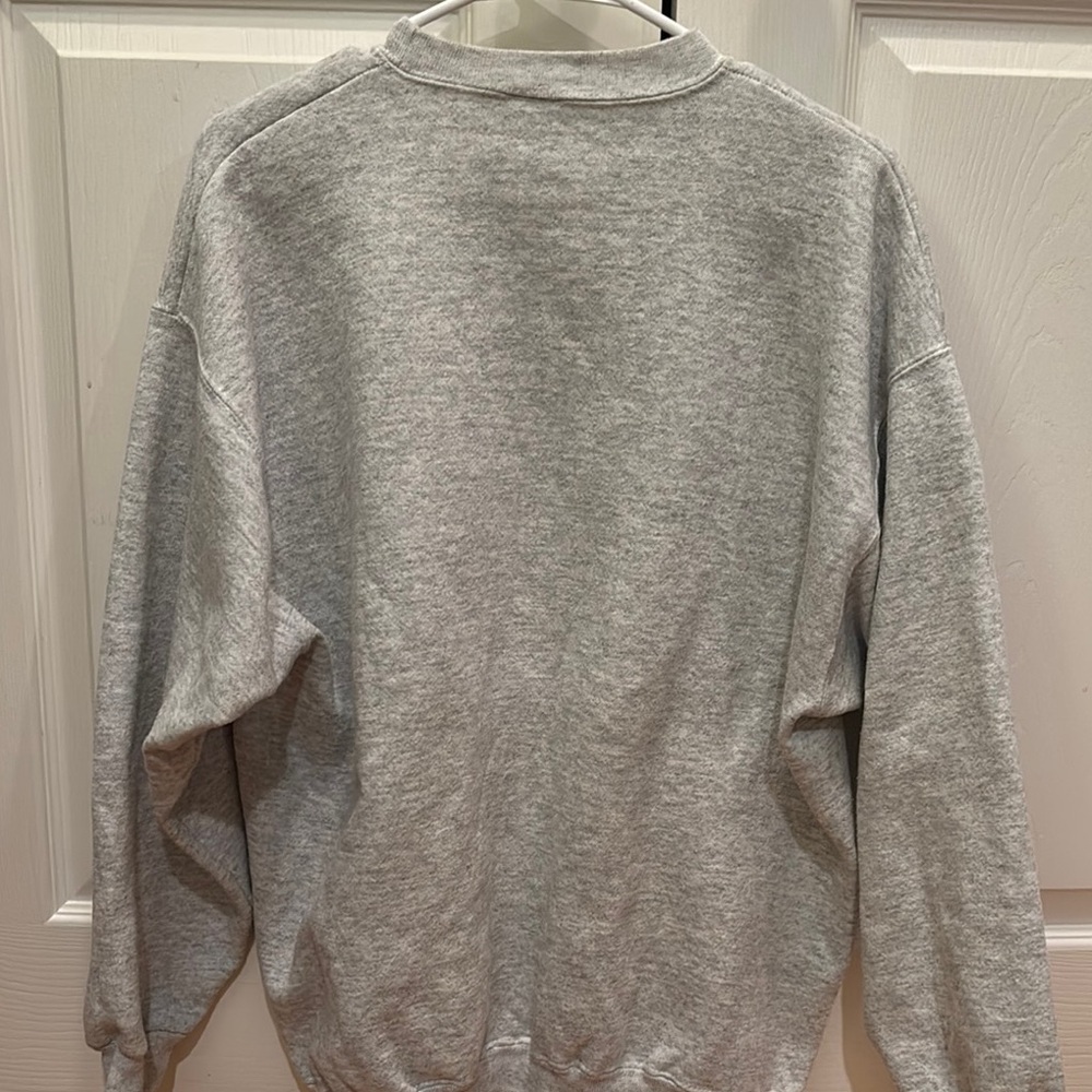 Universal Gray Vintage 90s Crewneck - Picture 5 of 8